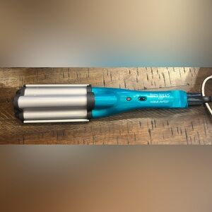 💜💜 Bed Head Tigi Wave Artist with Silver Barrels